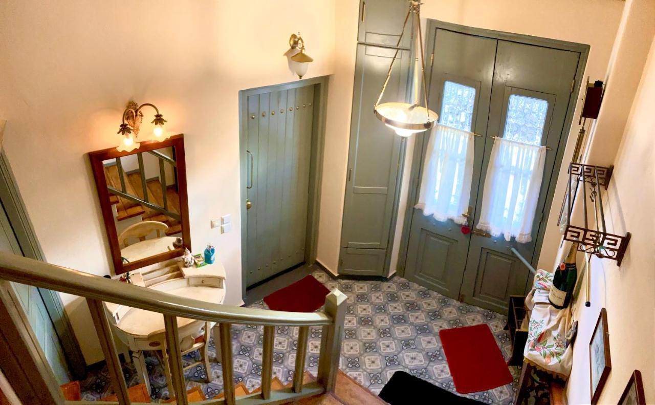 Appartamento Βoka'S House Arachova Esterno foto